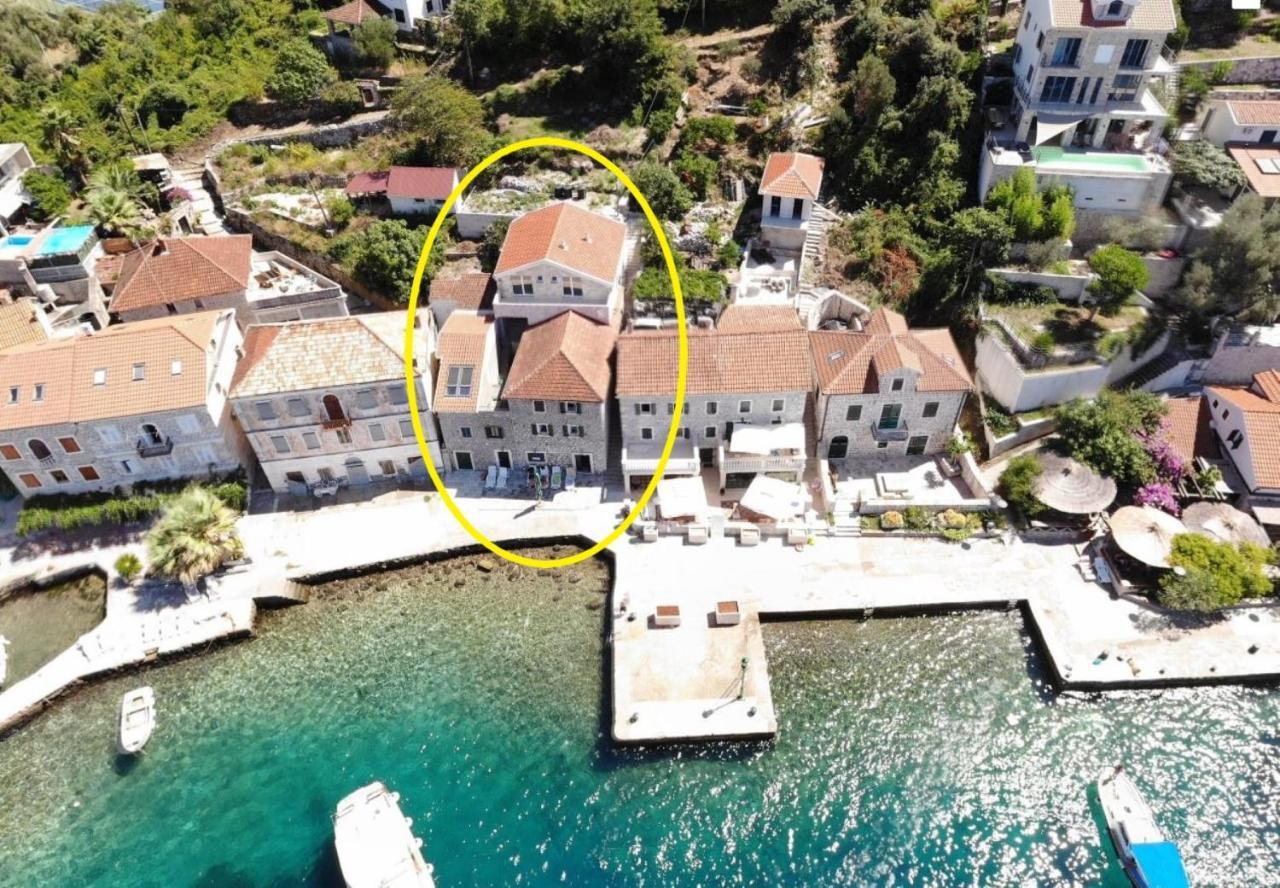 Rose - Apartmani Janovic Luštica Exteriör bild