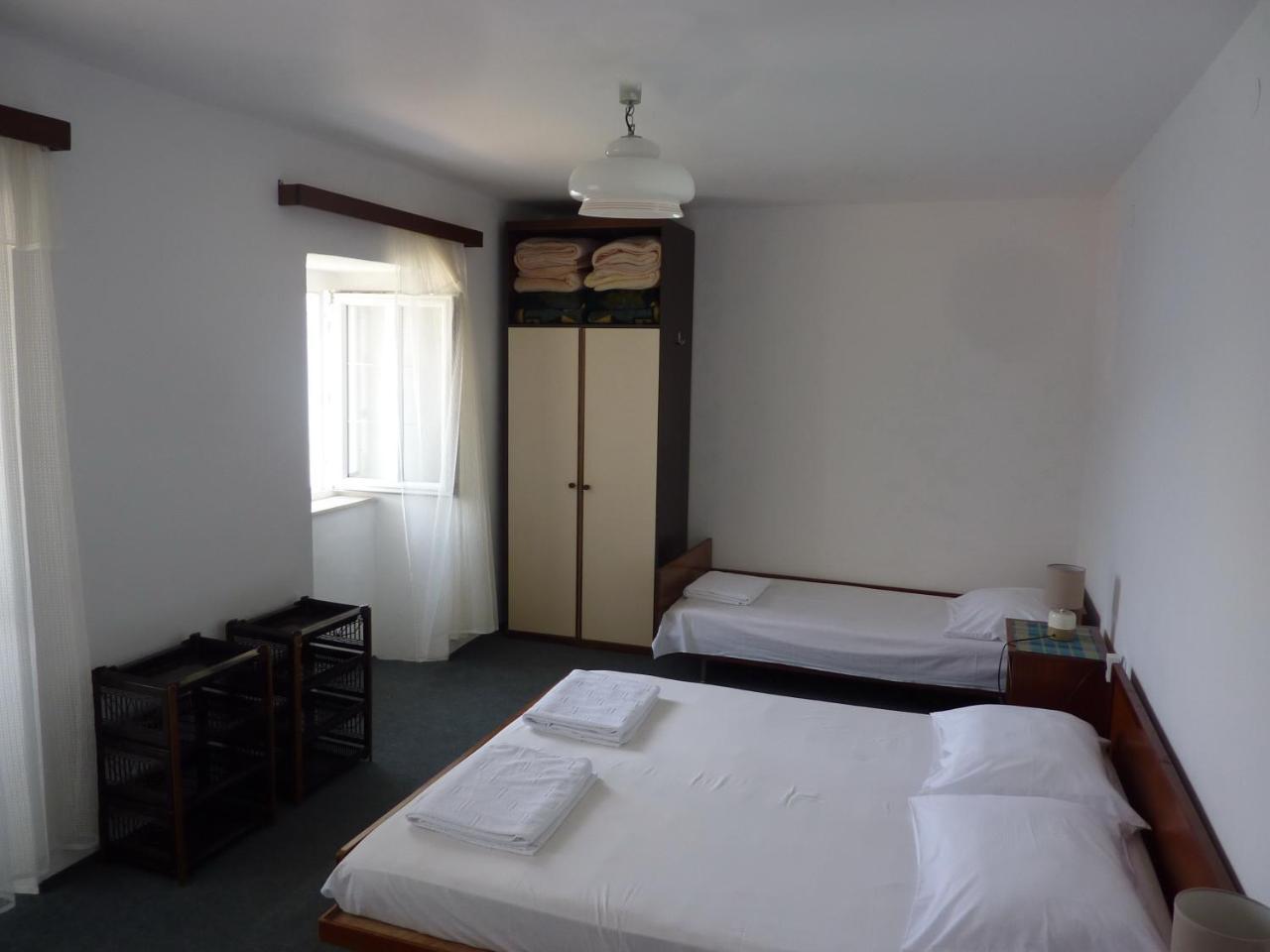 Rose - Apartmani Janovic Luštica Exteriör bild
