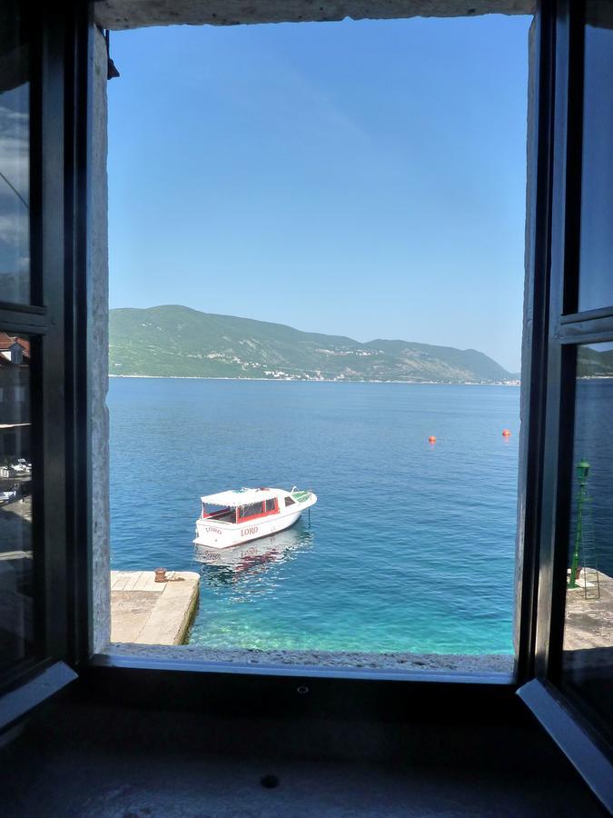 Rose - Apartmani Janovic Luštica Exteriör bild