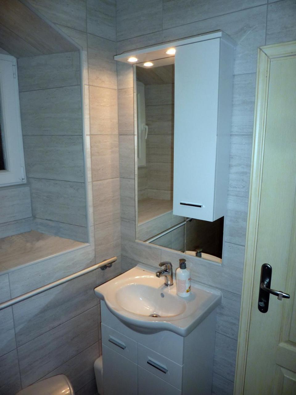 Rose - Apartmani Janovic Luštica Exteriör bild