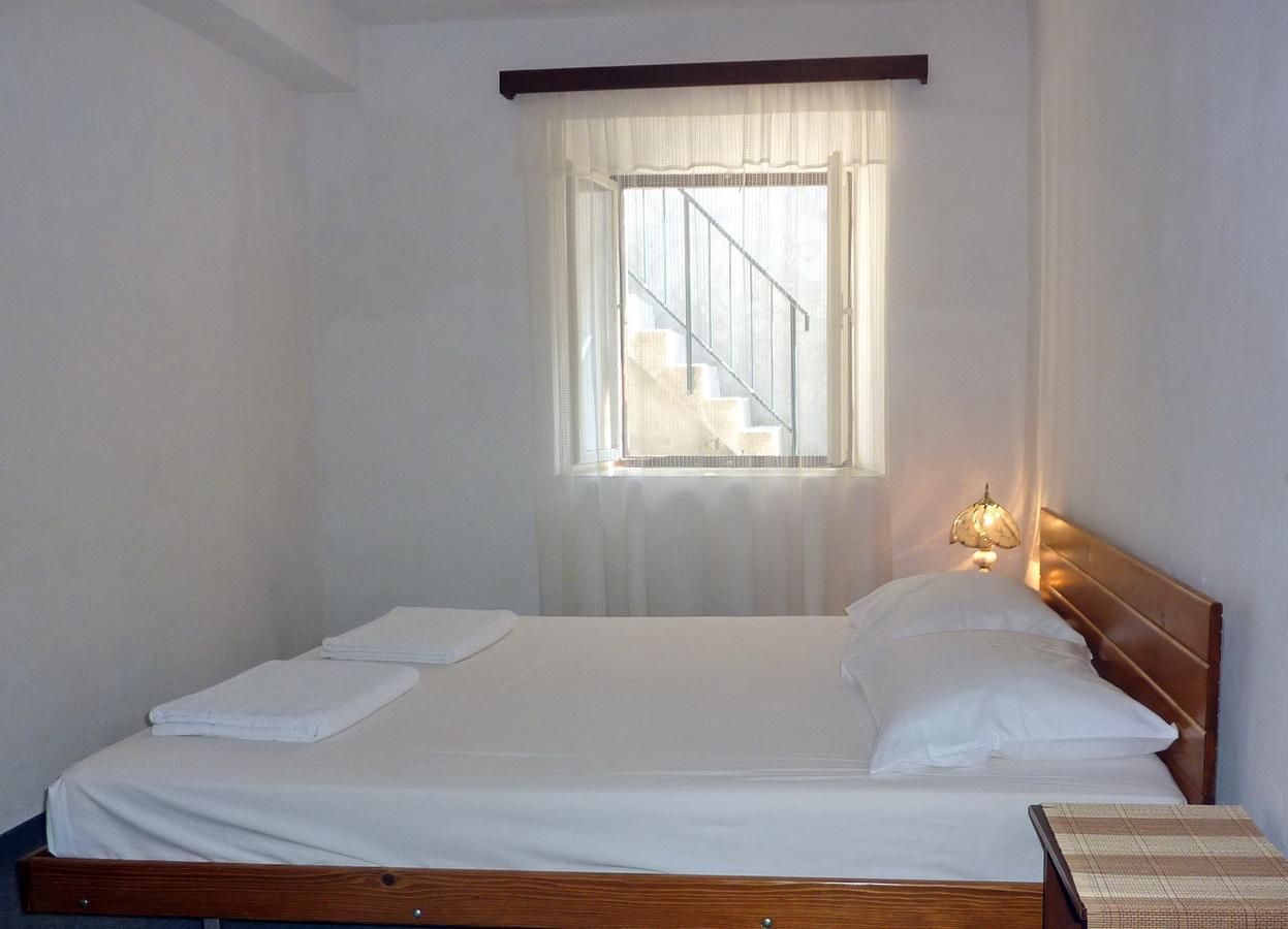 Rose - Apartmani Janovic Luštica Exteriör bild
